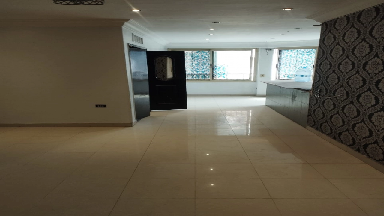 شقه للايجار في 3 شارع البطل في المهندسين