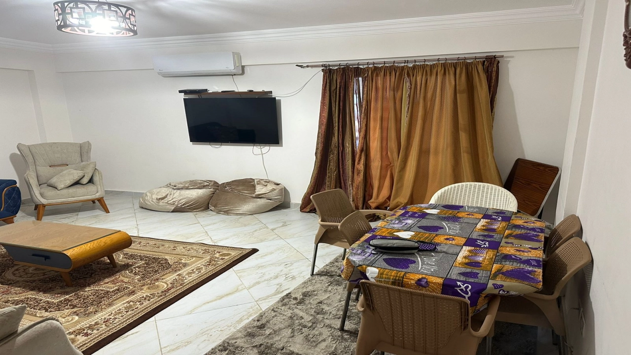 شاليه للايجار في مارسيليا بيتش 4