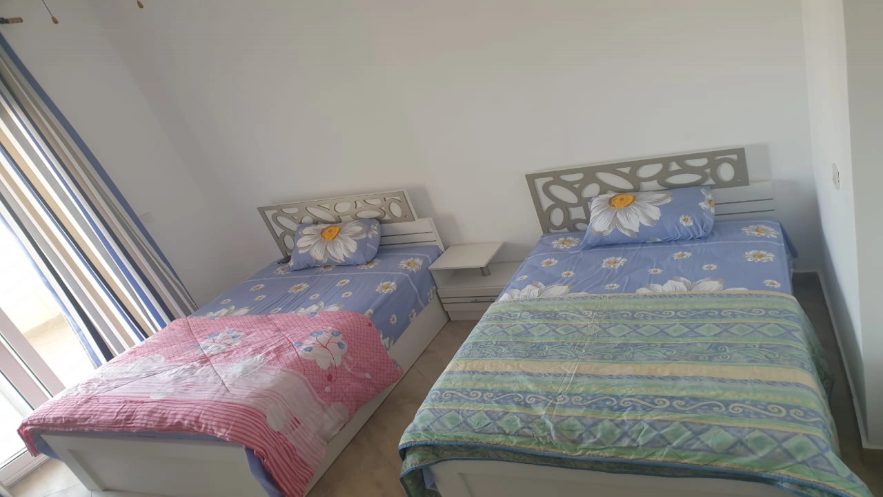 دوبلكس للايجار في امواج الدور الارضي 3غرف