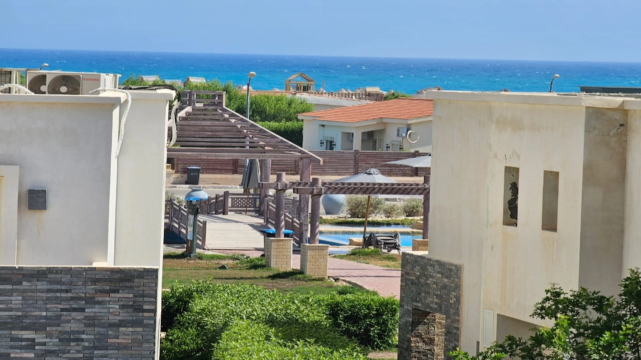 دوبلكس للايجار في امواج الدور الارضي 3غرف