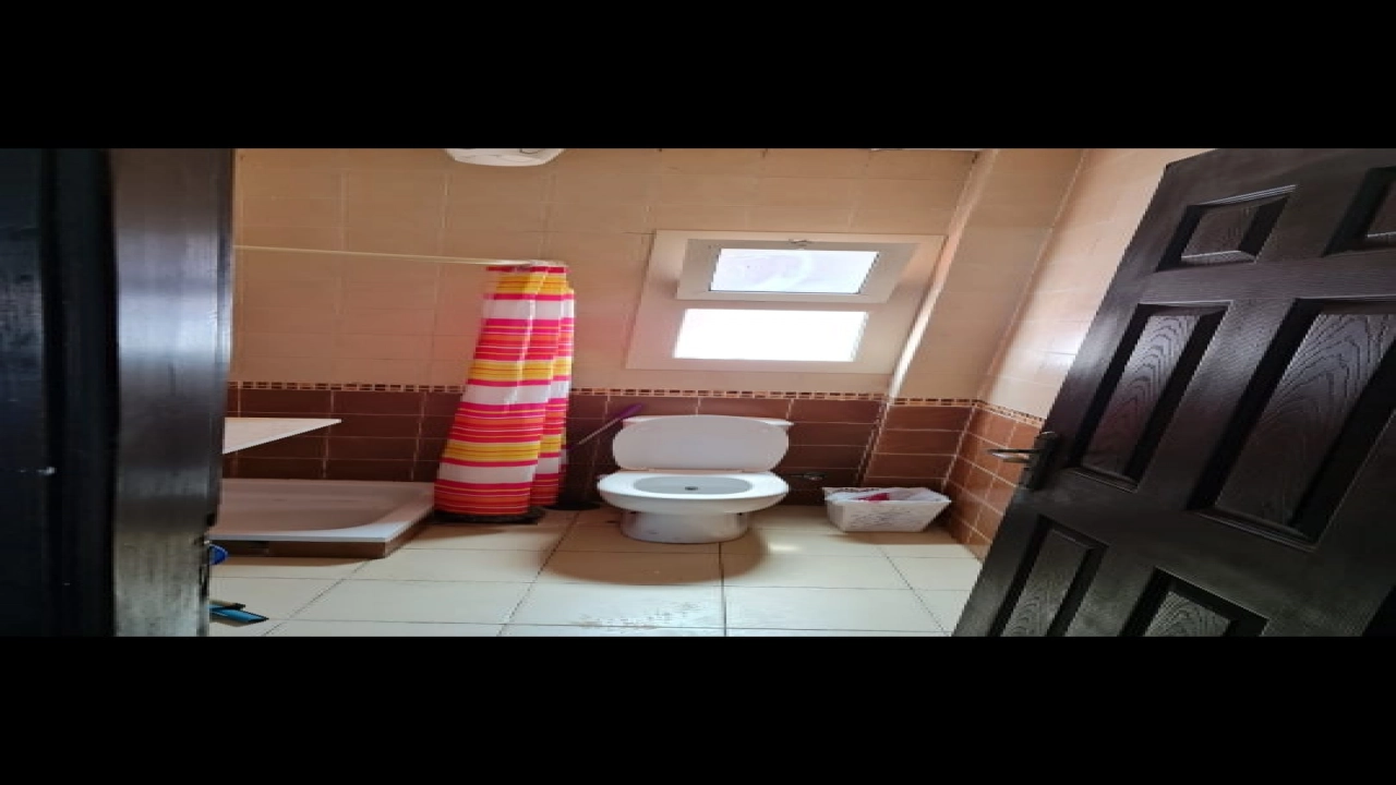 ايجار شالية في قريه بلومار الساحل الشمالي