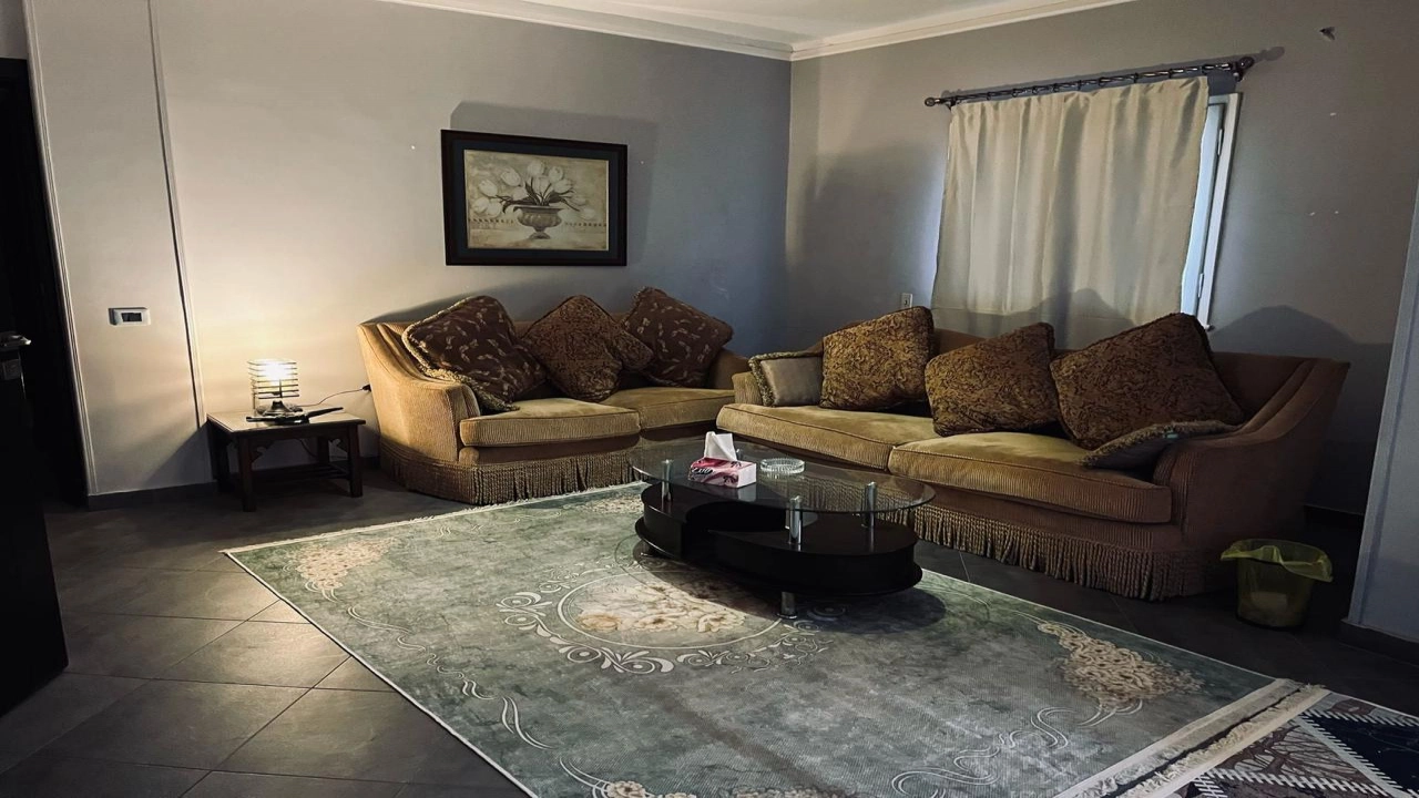 شقه للايجار بالزمالك 2 غرفه