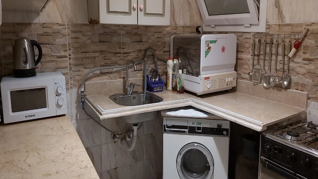 شاليه (للبيع ) بقريه مرسيليا بيتش 4