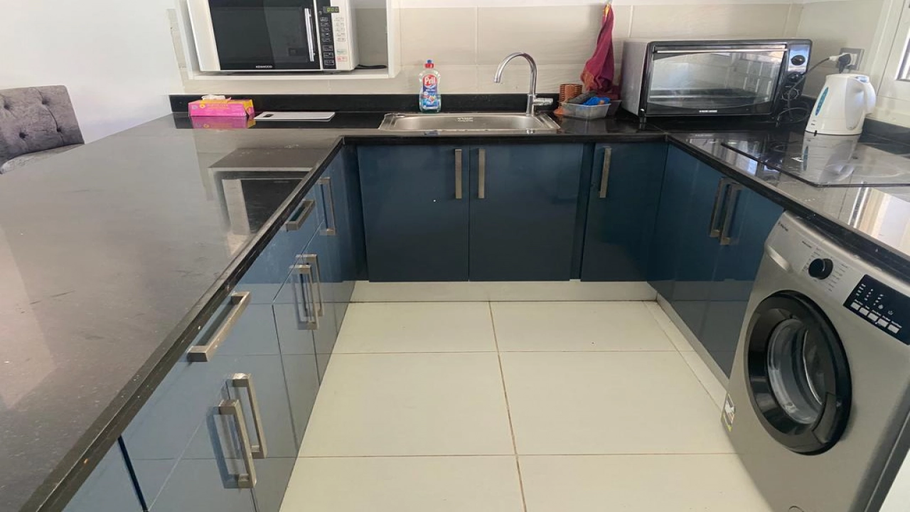 تاون هاوس للايجار في فوكا باي ارضي بجاردن 3غرف