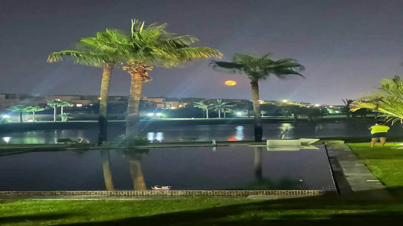 فيلا للإيجار في قرية هاسيندا باي الساحل الشمالي