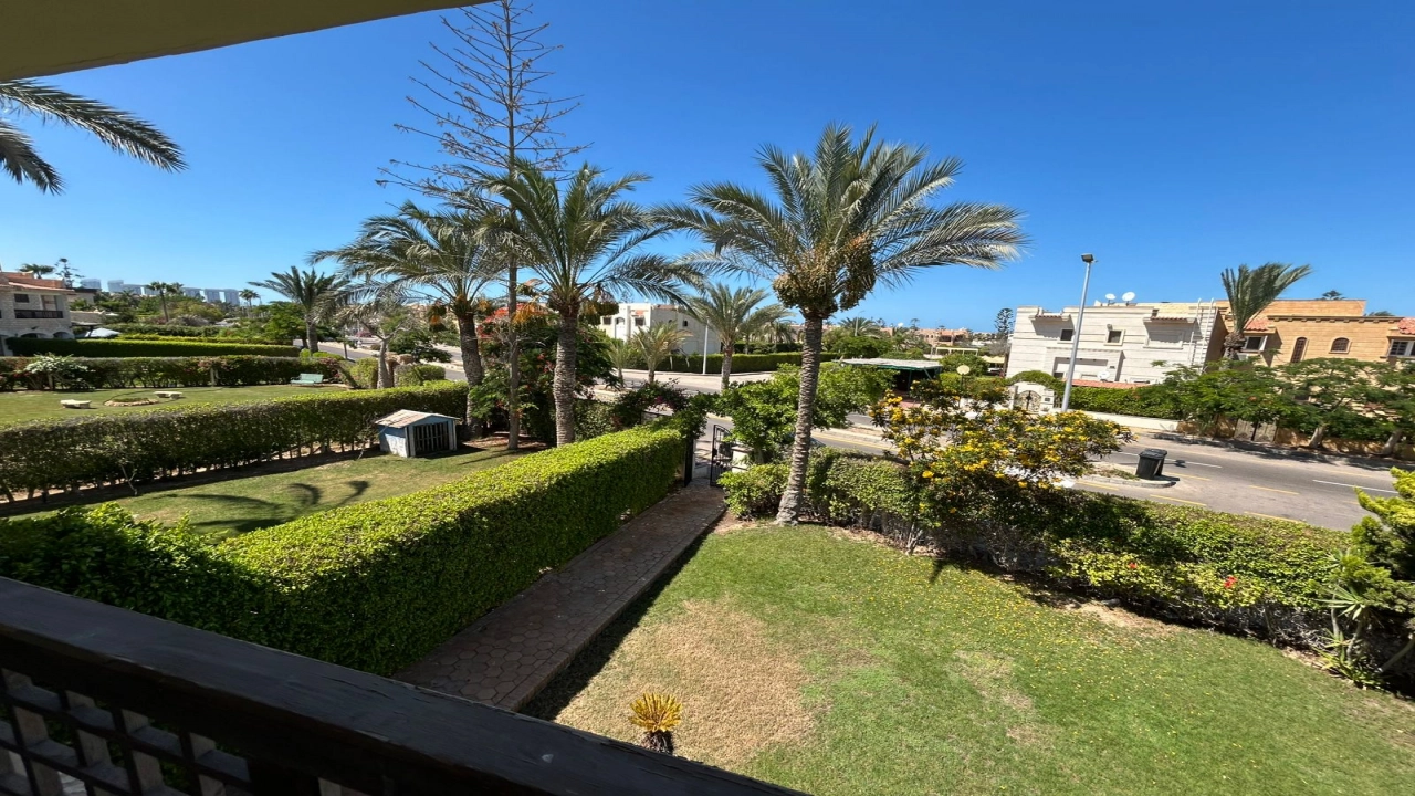 فيلا في الساحل الشمالي_ للايجار_ بمارينا 5 3غرف