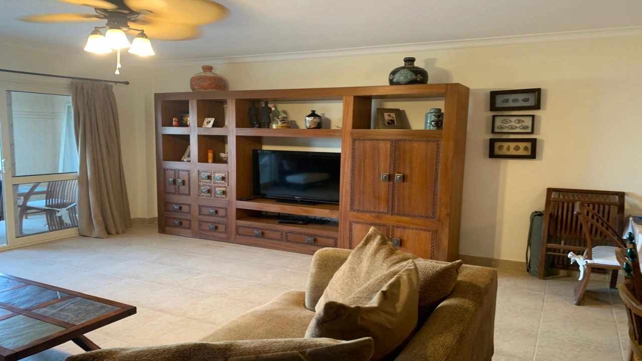 فيلا للبيع _ب سيدي عبد الرحمن(تلال)