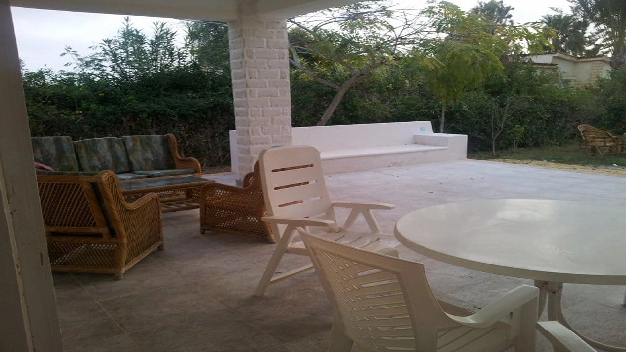 فيلا للايجار في قريه ديبلو 3 في سيدي عبد الرحمن الساحل الشمالي