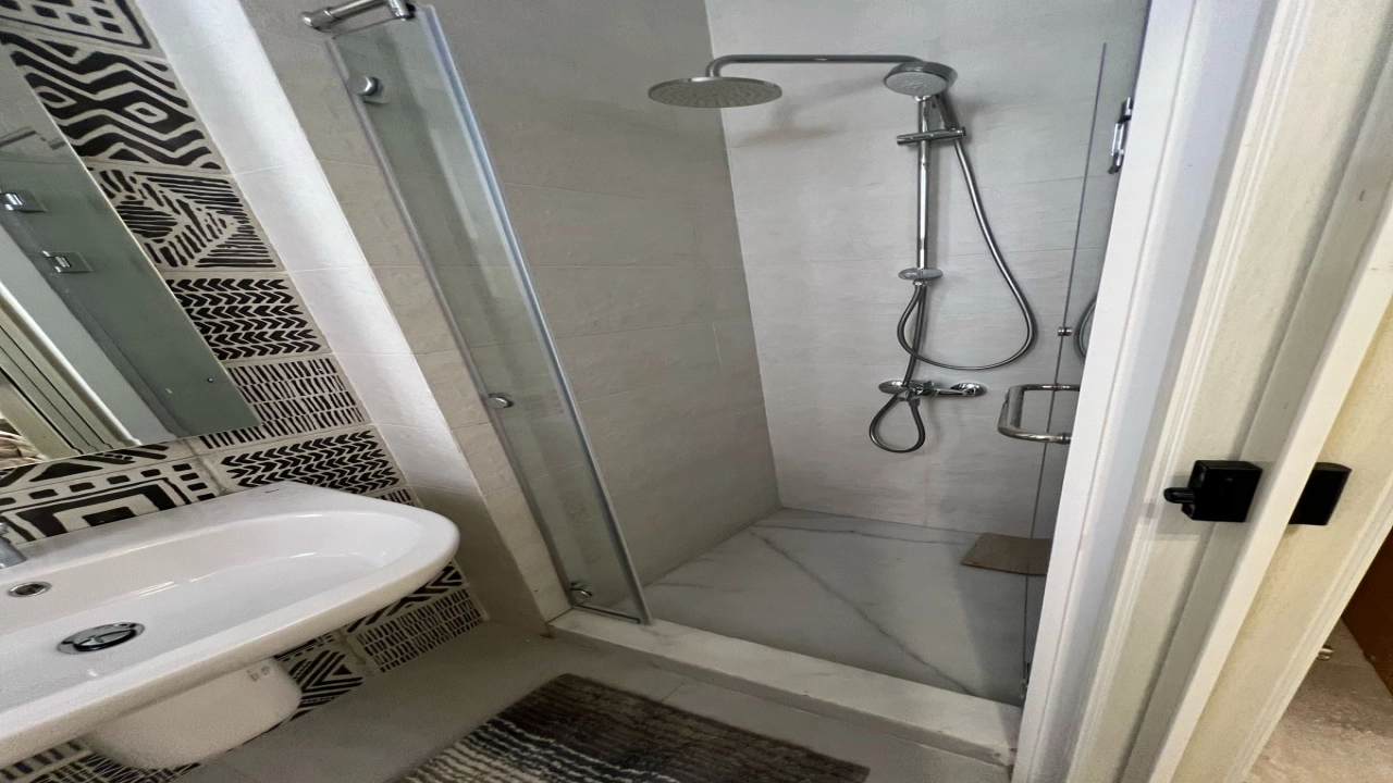 شاليه للإيجار في قرية سيشل الساحل الشمالي