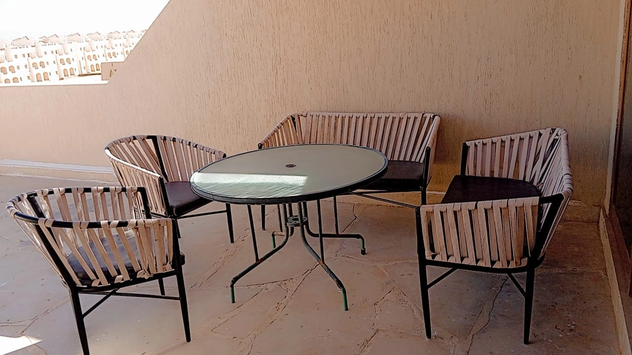 استديو للايجار فى قرية  لاسرينا بالعين السخنة