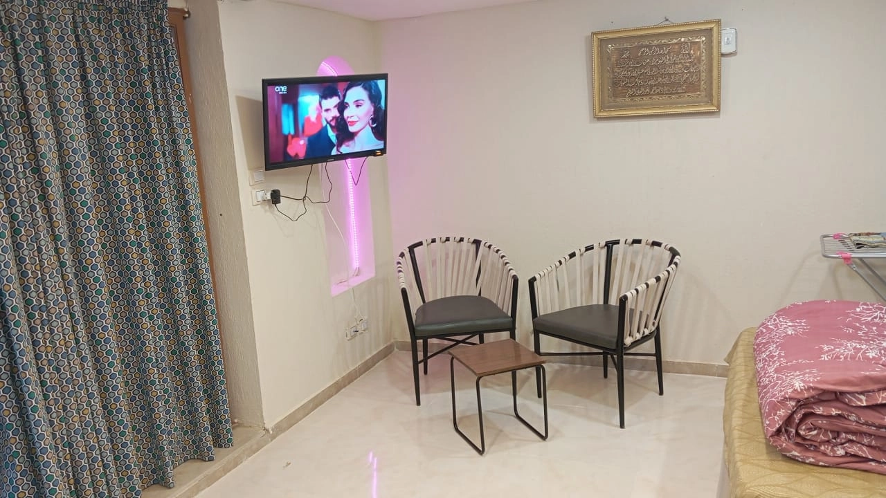 استديو للايجار فى قرية  لاسرينا بالعين السخنة