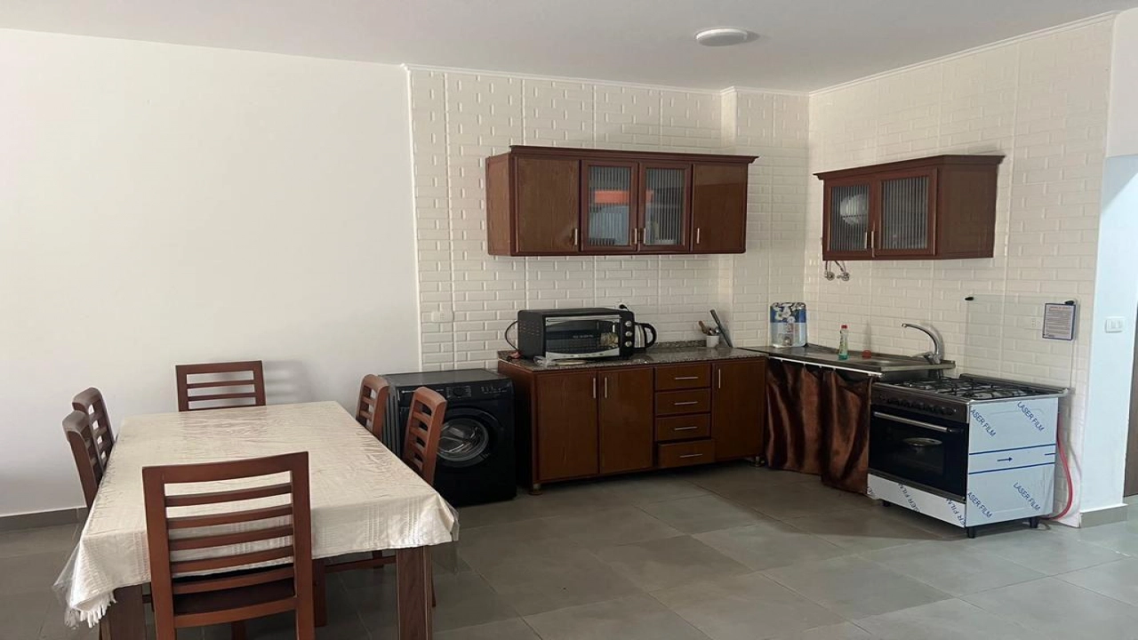 شالية للايجار3  نوم اراضي بحديقة في قرية امواج الساحل الشمالي