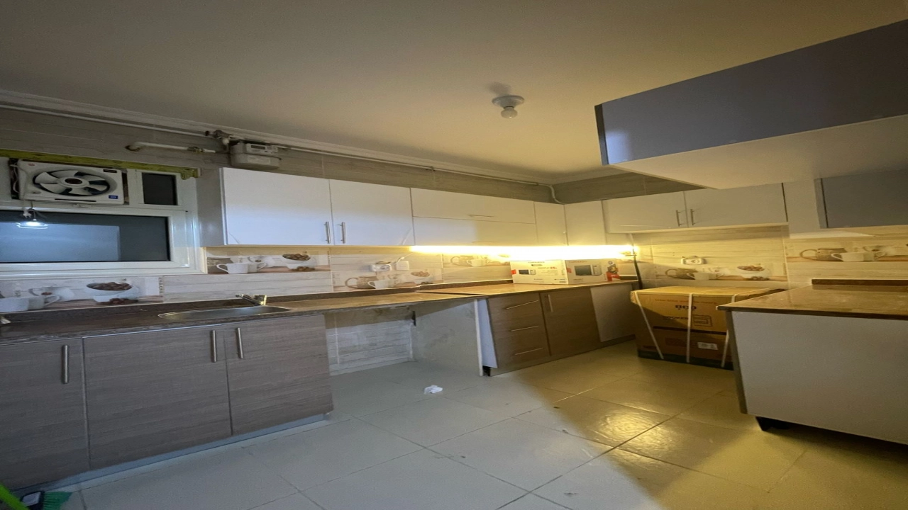 شقه مفروش لايجار في الشيخ زايد