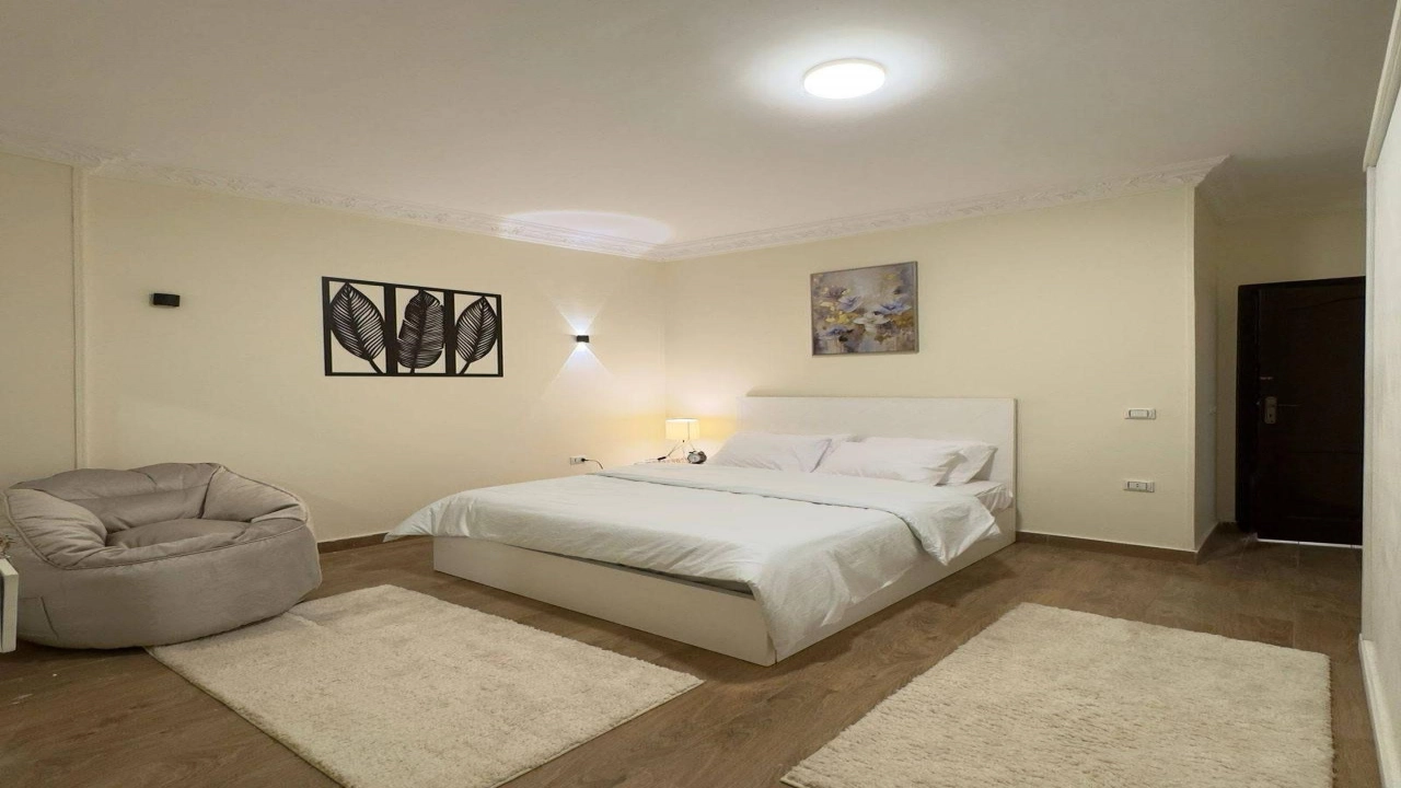 شقه للايجار المفروش  بالشيخ زايد