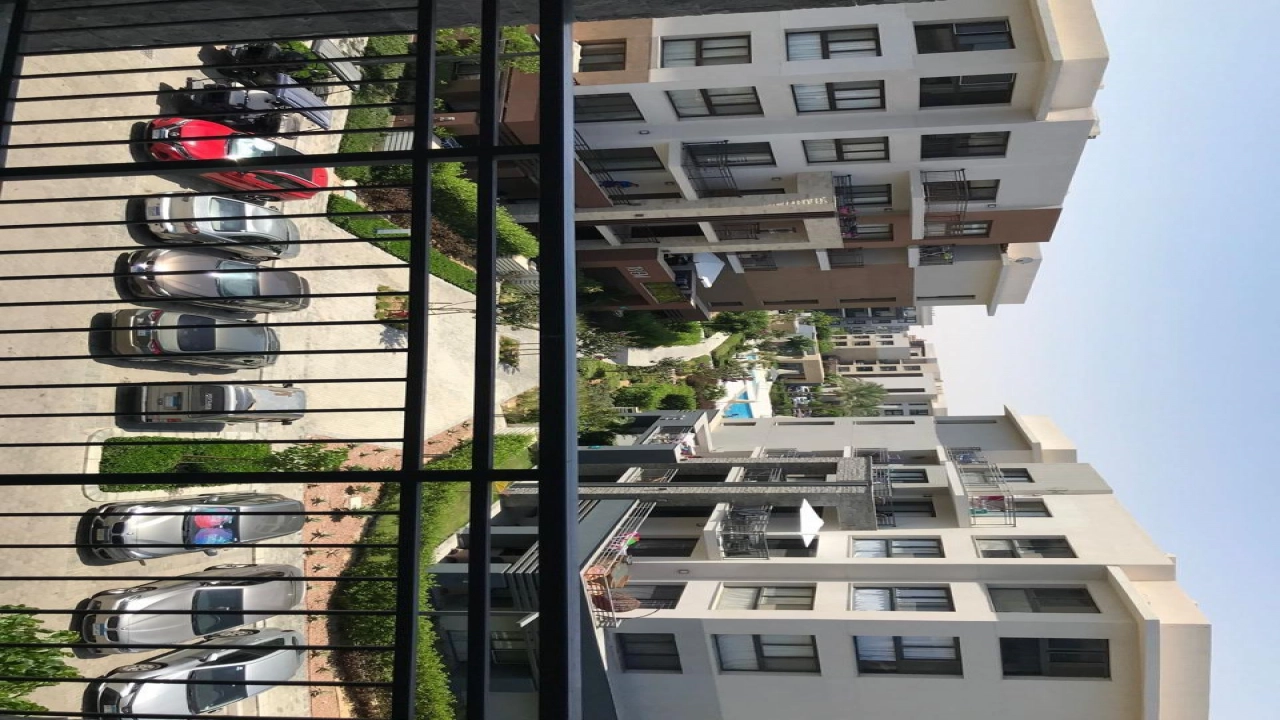 شاليه للإيجار في مراسي مارينا 1  - موقع مميز | الجمهورية للعقارات