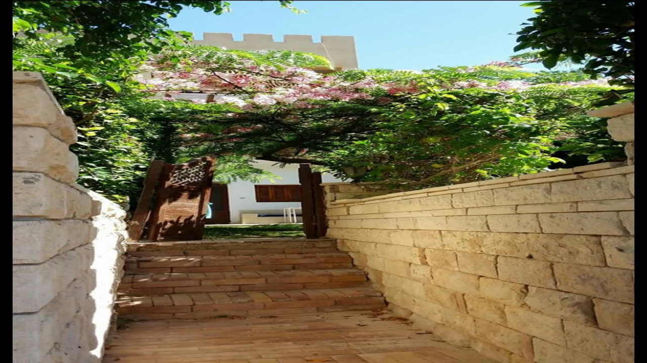 شالية للايجار فى مارينا 2 (الساحل الشمالى ) غرفتين