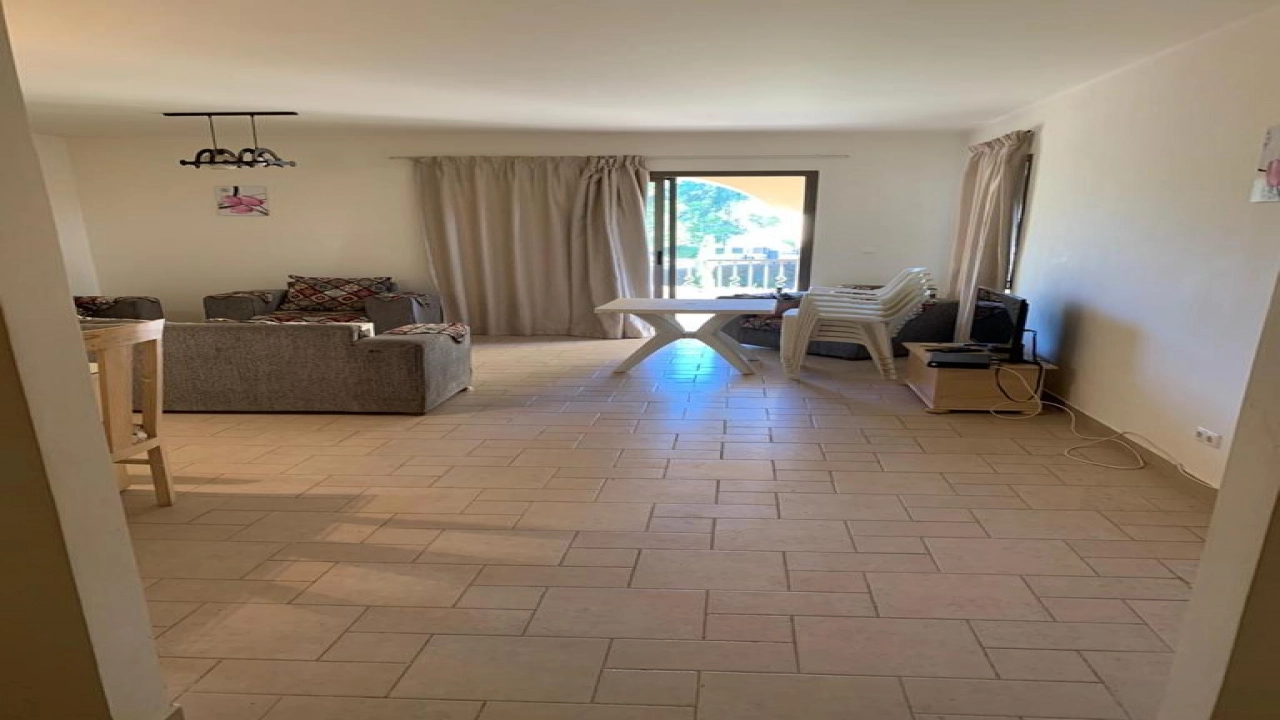 فيلا للايجار في مراسي فيرونا 3 غرف