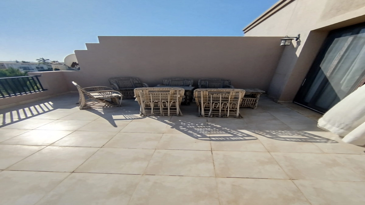 فيلا للايجار في مراسي فيرونا 3 غرف